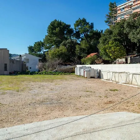 Niko Apartament