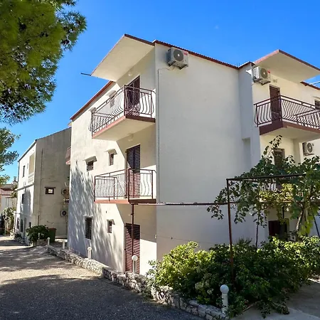 Apartmán Niko Drvenik (Split-Dalmatia)